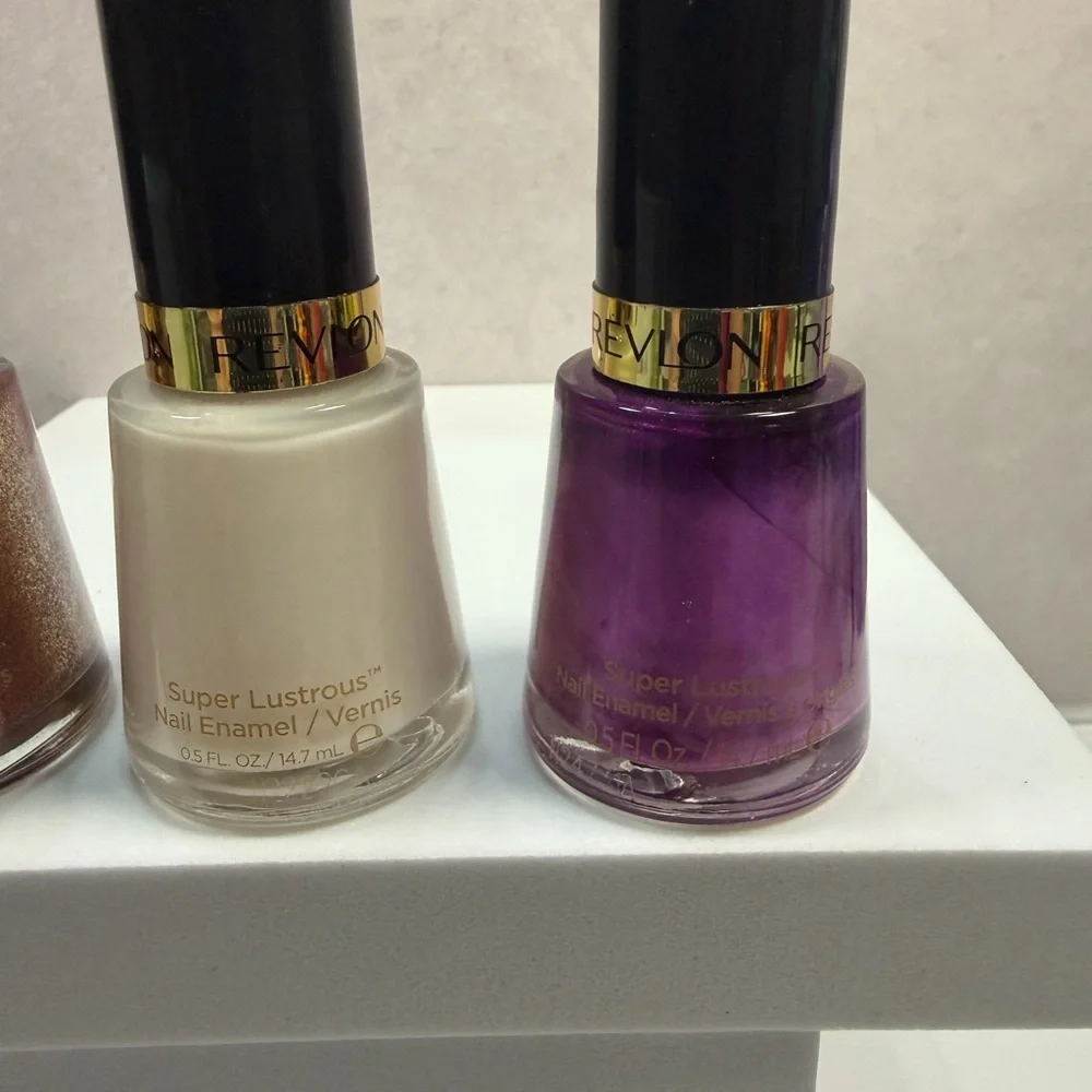 💙3/$20 Revlon Nail Polish Trio - Rose Gold Shimmer, Cream, Purple